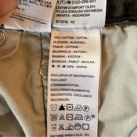 Levis 501 Faded Black Button Fly High Waist Frayed Hem Jeans Size 31 - Picture 7 of 7